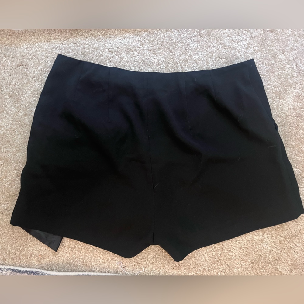 Express Skort - Picture 2 of 3